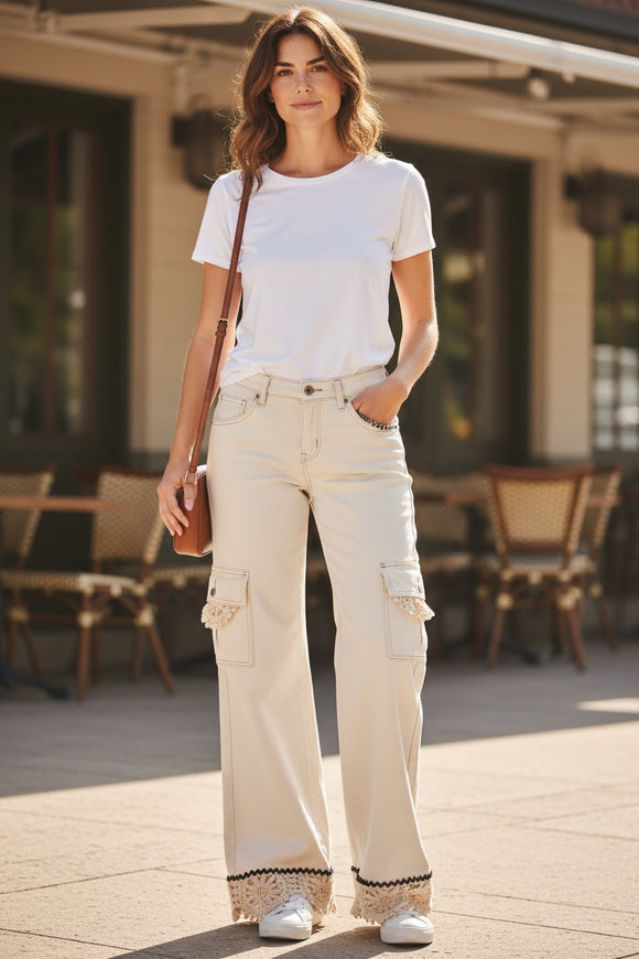 Khaki AND Lace? Oh yeah!