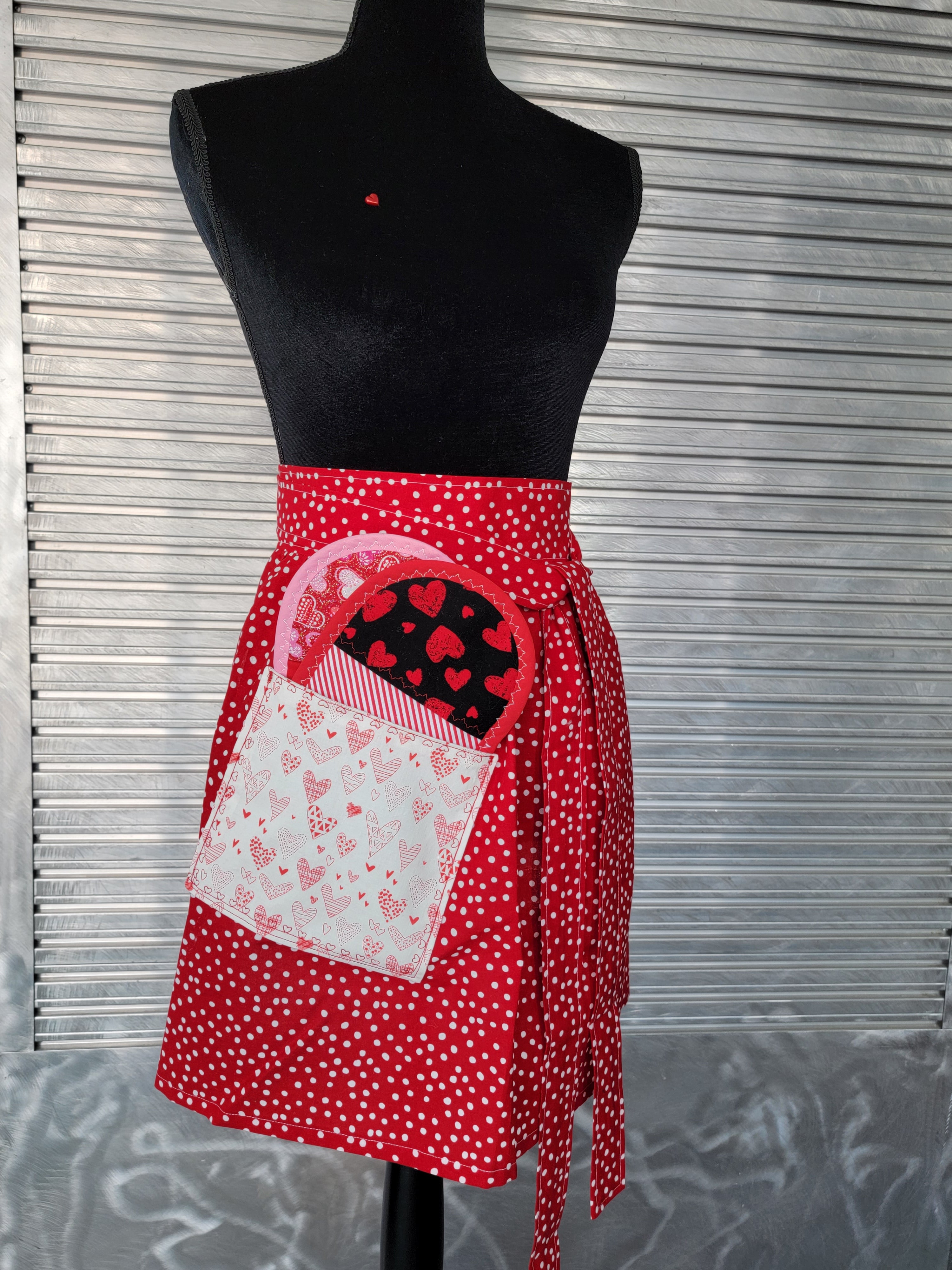 Valentine Cheerful Apron - 0