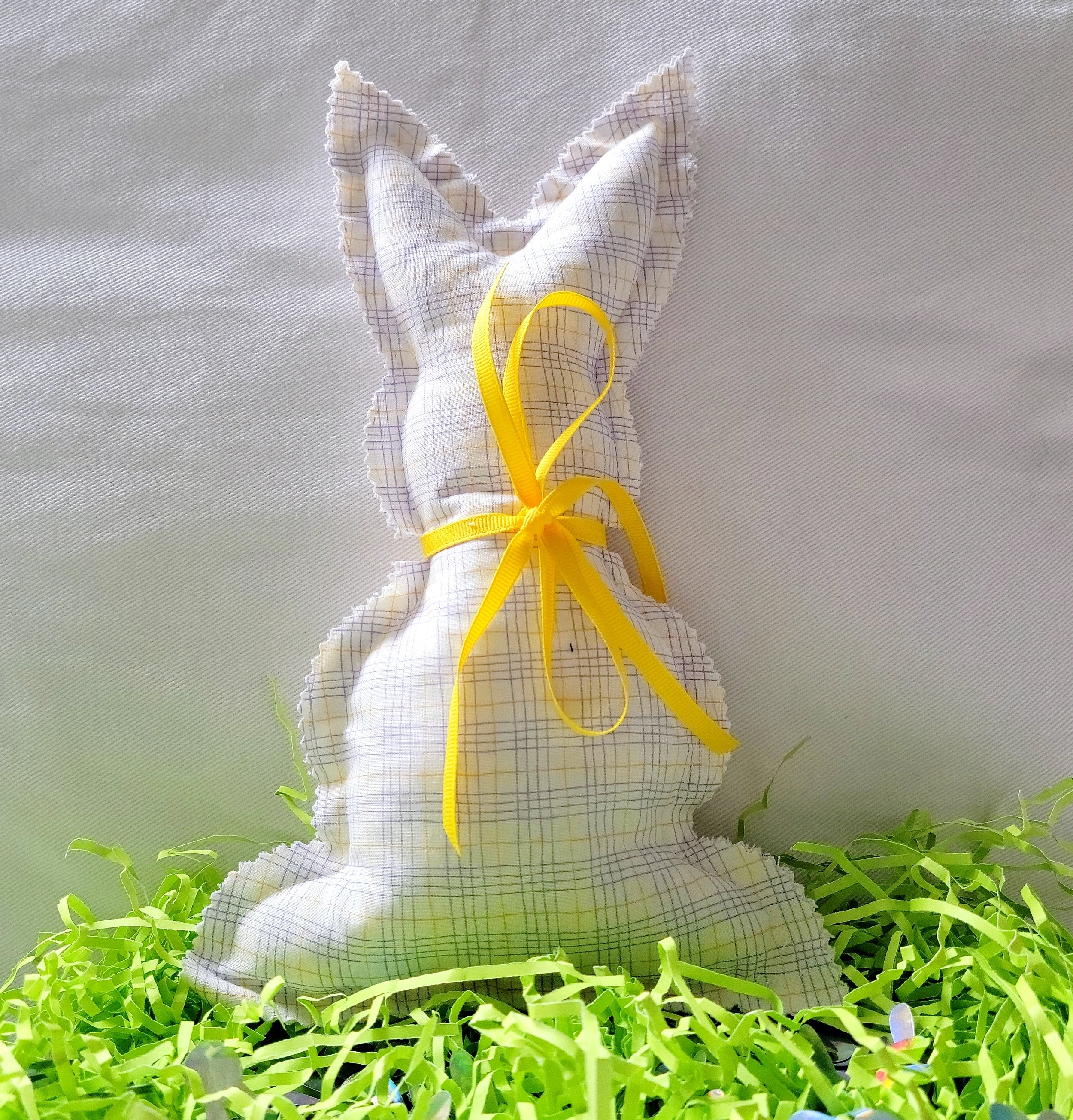 Buy plaid-yellow-bow Easter Bunny Arrives 🐇