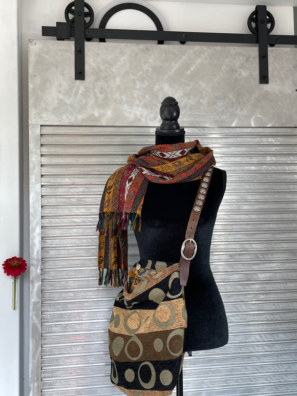 Purse - Gold/Brown/Black Geo Circles w/Silver & Leather Belt